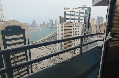 شقة - 3 غرف نوم - 4 حمامات للايجار في التعاون - الشارقة