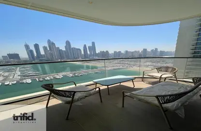 Apartment - 3 Bedrooms - 4 Bathrooms for rent in Marina Vista - EMAAR Beachfront - Dubai Harbour - Dubai