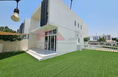 Townhouse - 3 Bedrooms - 5 Bathrooms for sale in Aurum Villas - Juniper - Damac Hills 2 - Dubai