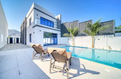 Villa - 4 Bedrooms - 5 Bathrooms for sale in Al Dana Villas - Sharm - Fujairah Villa - 4 Bedrooms - 5 Bathrooms for sale in Al Dana Villas - Sharm - Fujairah