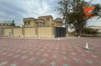 Villa - 7 Bedrooms - 7 Bathrooms for rent in Al Mairid - Ras Al Khaimah