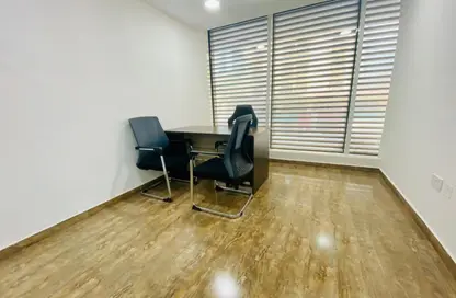 Office Space - Studio - 4 Bathrooms for rent in Hamdan Street - Abu Dhabi
