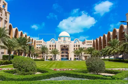 Apartment - 3 Bedrooms - 5 Bathrooms for rent in Sarai Apartments - Palm Jumeirah - Dubai