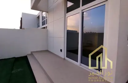 تاون هاوس - 3 غرف نوم - 5 حمامات للايجار في جنوسيا - داماك هيلز 2 - دبي