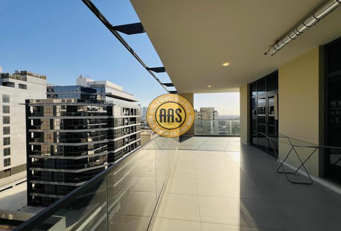 Apartment - 2 Bedrooms - 3 Bathrooms for sale in Diamond Building - Jumeirah Garden City - Al Satwa - Dubai