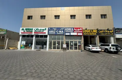 Shop - Studio for rent in Mussafah Industrial Area - Mussafah - Abu Dhabi