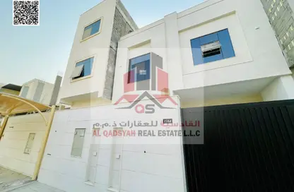 Townhouse - 5 Bedrooms - 7 Bathrooms for sale in Al Yasmeen 1 - Al Yasmeen - Ajman