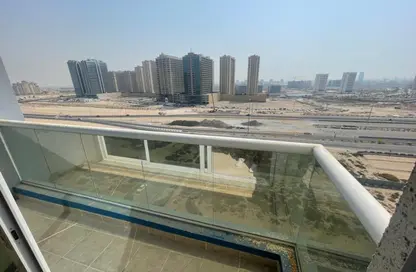 شقة - غرفة نوم - 2 حمامات للبيع في برج الأبطال 1 - أبراج الأبطال - مدينة دبي الرياضية - دبي
