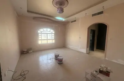 Apartment - 1 Bedroom - 2 Bathrooms for rent in Al Shamkha - Abu Dhabi