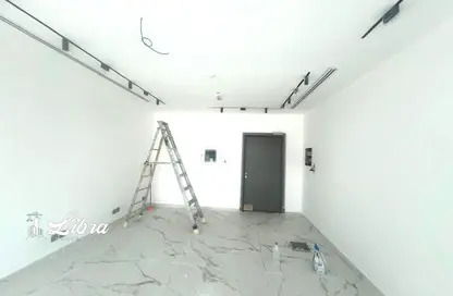 Office Space - Studio for rent in Tamani Art Tower - Business Bay - Dubai