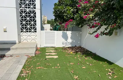 Apartment - 3 Bedrooms - 4 Bathrooms for rent in Arabella Townhouses 1 - Arabella Townhouses - Mudon - Dubai