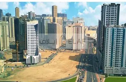 عمارة بالكامل - استوديو - 1 حمام للبيع في النهدة - الشارقة