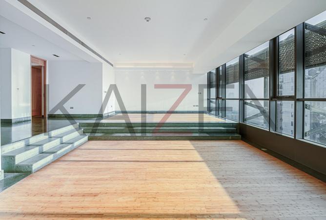 Spacious 3BR Home in Burjuman Residence