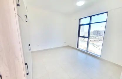 Apartment - 1 Bedroom - 2 Bathrooms for rent in Sondos Lily - Dubai Land Residence Complex - Dubai