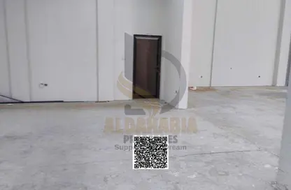 Warehouse - Studio - 5 Bathrooms for sale in Umm Al Thuoob - Umm Al Quwain
