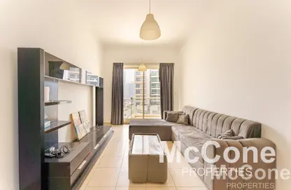 Apartment - 1 Bedroom - 1 Bathroom for rent in Mayfair Tower - Business Bay - Dubai