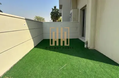 شقة - غرفة نوم - 2 حمامات للايجار في شقق حديقة الزاهية - الزاهية - تجارية مويلح - الشارقة شقة - غرفة نوم - 2 حمامات للايجار في شقق حديقة الزاهية - الزاهية - تجارية مويلح - الشارقة