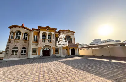 Villa - 6 Bedrooms - 7 Bathrooms for rent in Shakhbout City - Abu Dhabi