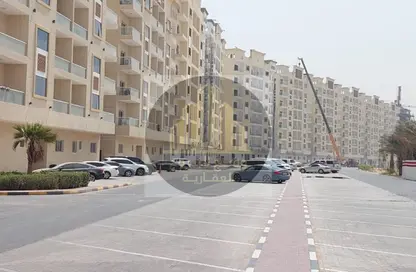شقة - غرفة نوم - 2 حمامات للبيع في قرية الاميرة - الياسمين - عجمان