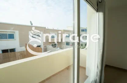Villa - 2 Bedrooms - 4 Bathrooms for sale in Arabian Style - Al Reef Villas - Al Reef - Abu Dhabi