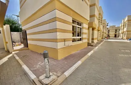 Villa - 2 Bedrooms - 3 Bathrooms for rent in Al Maqam - Al Ain