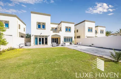 Outdoor House image for: Villa - 3 Bedrooms - 3 Bathrooms for rent in Regional - Jumeirah Park - Dubai, Image 1