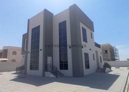 Villa - 5 bedrooms - 6 bathrooms for rent in Al Garayen - Sharjah
