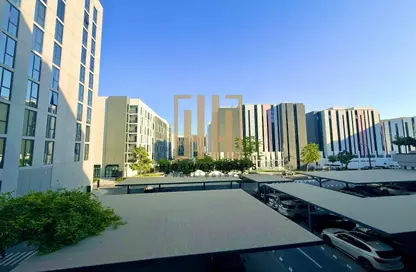 شقة - غرفة نوم - 2 حمامات للايجار في الجادة 1 - الجادة - الشارقة