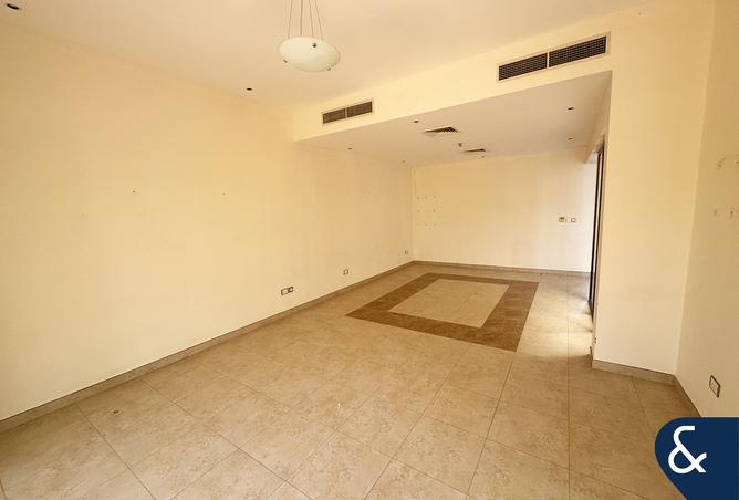 15444989 - Property Image 3