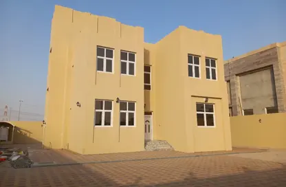 Apartment - 2 Bedrooms - 3 Bathrooms for rent in Madinat Zayed (Bida Zayed) - Abu Dhabi