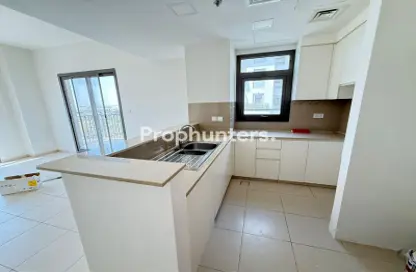 Apartment - 3 Bedrooms - 4 Bathrooms for rent in Zahra Apartments 2B - Zahra Apartments - Town Square - Dubai