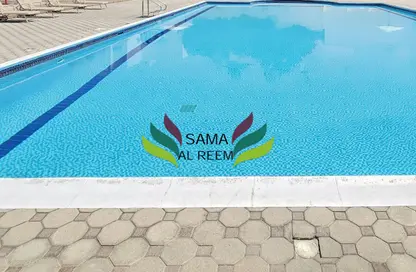 Villa - 4 Bedrooms - 4 Bathrooms for rent in Jumeirah 1 Villas - Jumeirah 1 - Jumeirah - Dubai