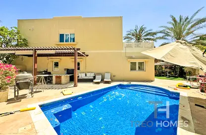 Villa - 4 Bedrooms - 5 Bathrooms for rent in Meadows 1 - Meadows - Dubai