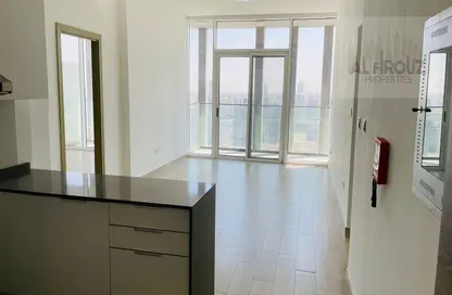 Apartment - 3 Bedrooms - 4 Bathrooms for rent in Bloom Towers - Jumeirah Village Circle - Dubai