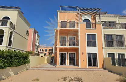 Villa - 5 Bedrooms - 6 Bathrooms for sale in Sur La Mer - La Mer - Jumeirah - Dubai