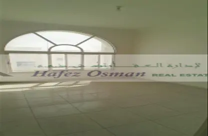 Apartment - 4 Bedrooms - 3 Bathrooms for rent in Al Mushrif - Abu Dhabi