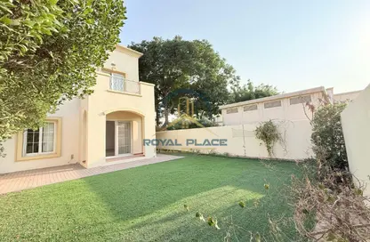 فيلا - 2 غرف نوم - 3 حمامات للايجار في الينابيع 7 - الينابيع - دبي
