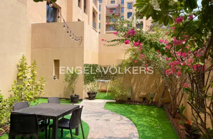 Terrace image for: Apartment - 2 Bedrooms - 3 Bathrooms for sale in Zanzebeel 1 - Zanzebeel - Old Town - Dubai, Image 1
