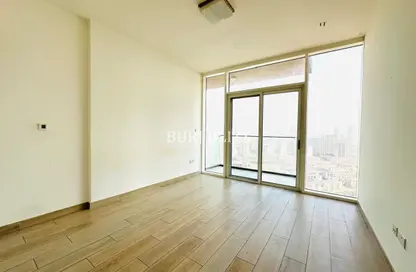 شقة - 1 حمام للايجار في بلوم تاورز سي - ابراج بلووم - الضاحية 10 - قرية الجميرا سركل - دبي