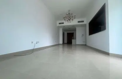 Apartment - 2 Bedrooms - 3 Bathrooms for rent in Time Place Tower - Dubai Marina - Dubai