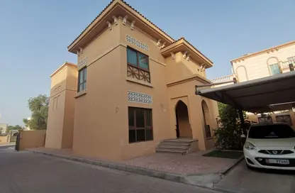 Villa - 5 Bedrooms - 7 Bathrooms for rent in Al Mushrif Villas - Al Mushrif - Abu Dhabi