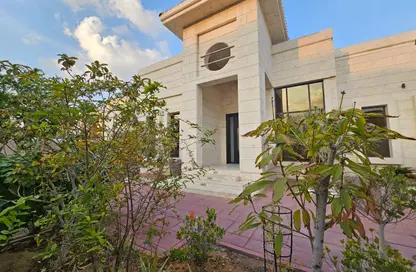 Villa - 4 Bedrooms - 6 Bathrooms for rent in Al Barsha South 2 - Al Barsha South - Al Barsha - Dubai