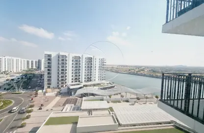 Apartment - 1 Bedroom - 1 Bathroom for rent in Waters Edge - Yas Island - Abu Dhabi