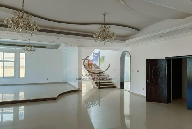 Villa for Rent in Al Khawaneej 1: A Great Opportunity in Khawaneej