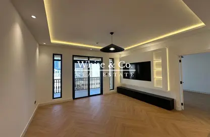 Apartment - 2 Bedrooms - 3 Bathrooms for sale in Yansoon 6 - Yansoon - Old Town - Dubai