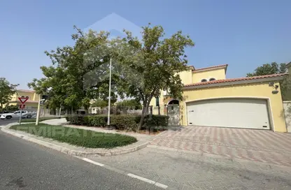 Villa - 4 Bedrooms - 3 Bathrooms for sale in Jumeirah Park - Dubai