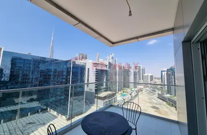 Balcony image for: Apartment - 3 Bedrooms - 4 Bathrooms for rent in DAMAC Majestine - Business Bay - Dubai, Image 1