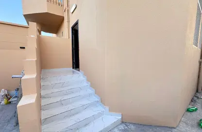 Apartment - Studio - 1 Bathroom for rent in Shakhbout City - Abu Dhabi