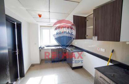 Apartment - 2 Bedrooms - 2 Bathrooms for sale in Tower 33 - Al Reef Downtown - Al Reef - Abu Dhabi