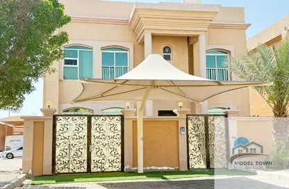 Villa - 4 Bedrooms - 5 Bathrooms for rent in Khalifa City A - Khalifa City - Abu Dhabi